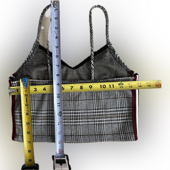 ❓Outfit — MINI SKIRT & CROP TOP SET by Guess / Combo — Plaid — Size Small - Picture 10 of 17